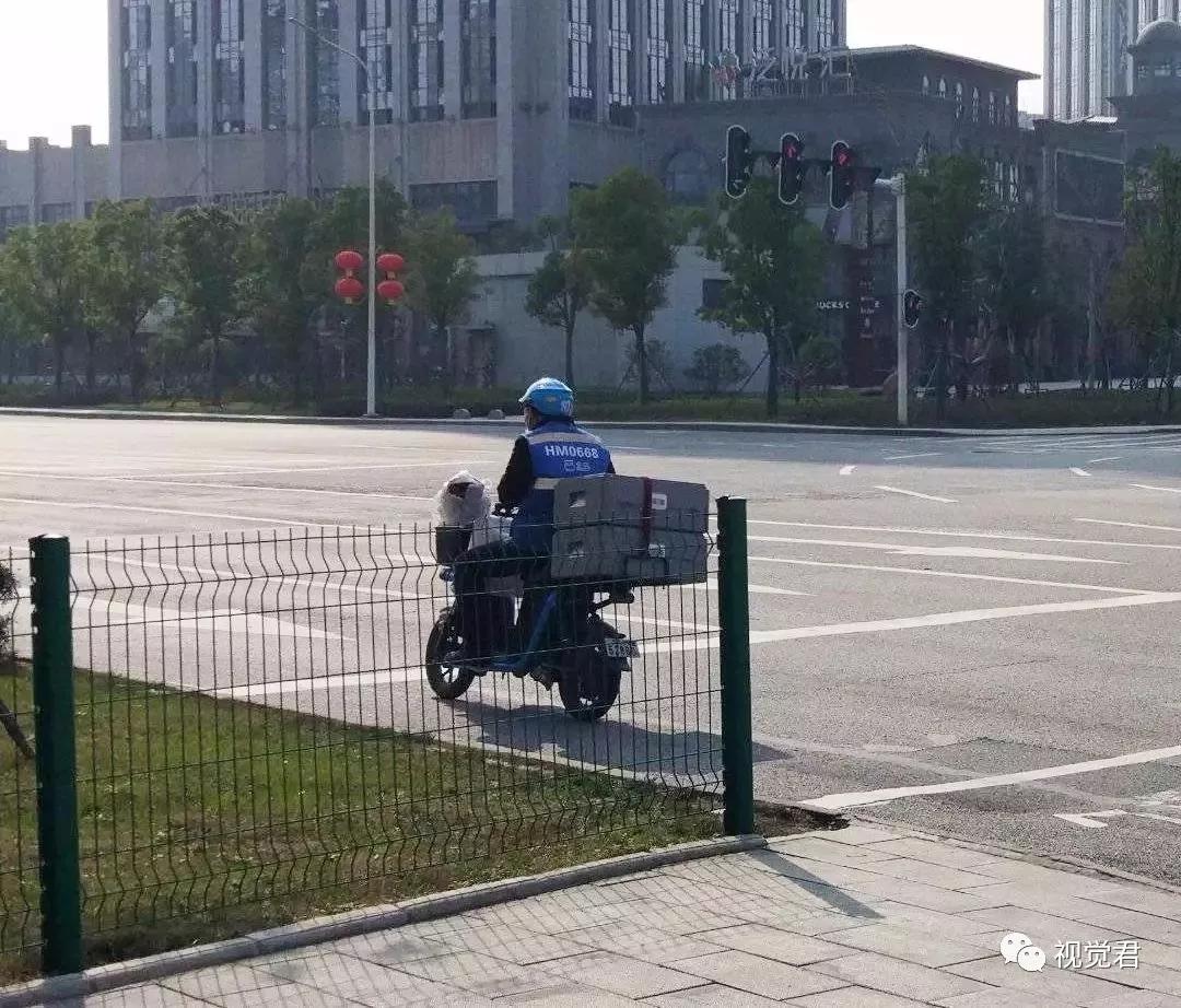 封城后外卖小哥故事,封城小哥跑外卖