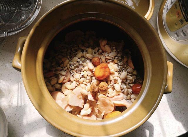 夏季祛湿的中药有哪些,夏天祛湿健脾中药饮