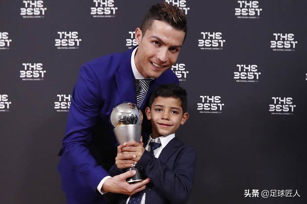 c罗和迷你罗最新消息,c罗二儿子训练