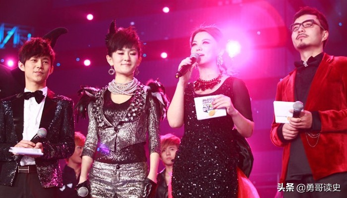 外地人看不懂的长沙八大怪：三个辣椒一盘菜，说起话来像老外