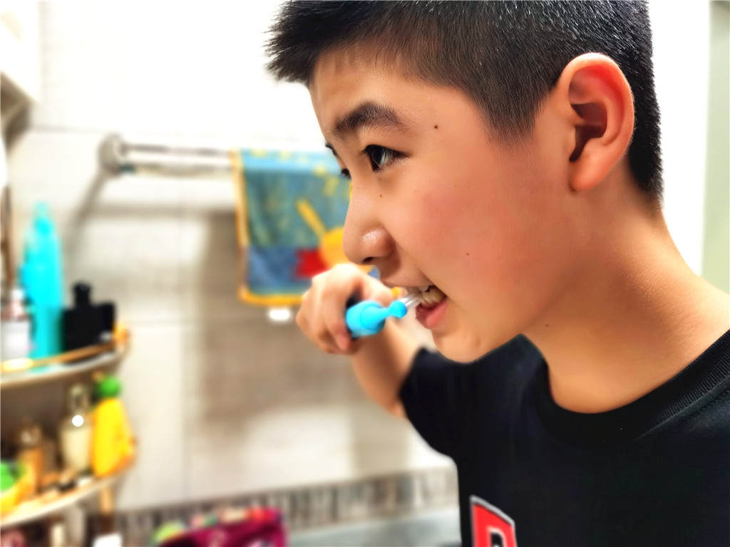 儿童电动牙刷适合多大年龄,入门级别用哪一款电动牙刷好