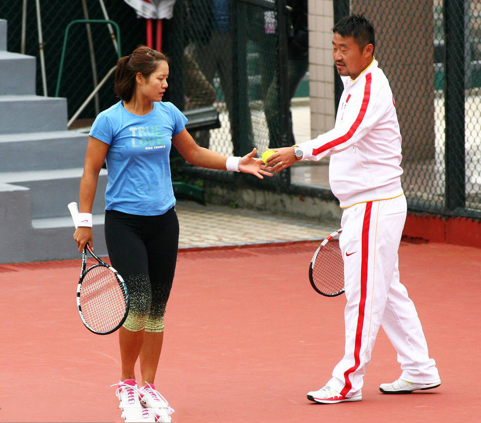 李娜一生中的故事,李娜第一座大满贯历程