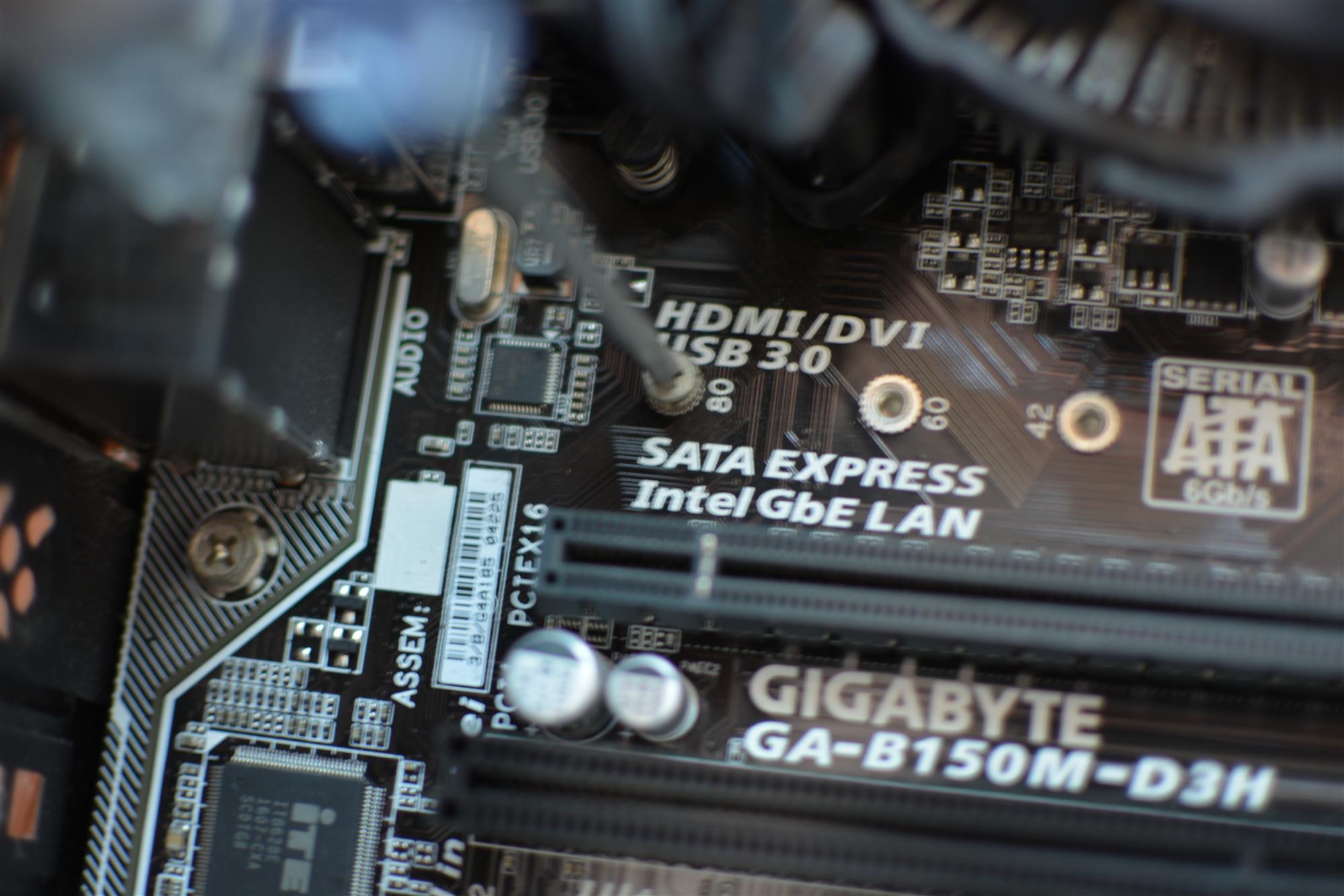 crucial固态硬盘128兆,crucial移动固态硬盘