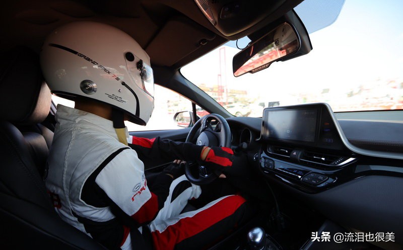 速度与激情争霸赛视频,速度与激情3飞车追逐战