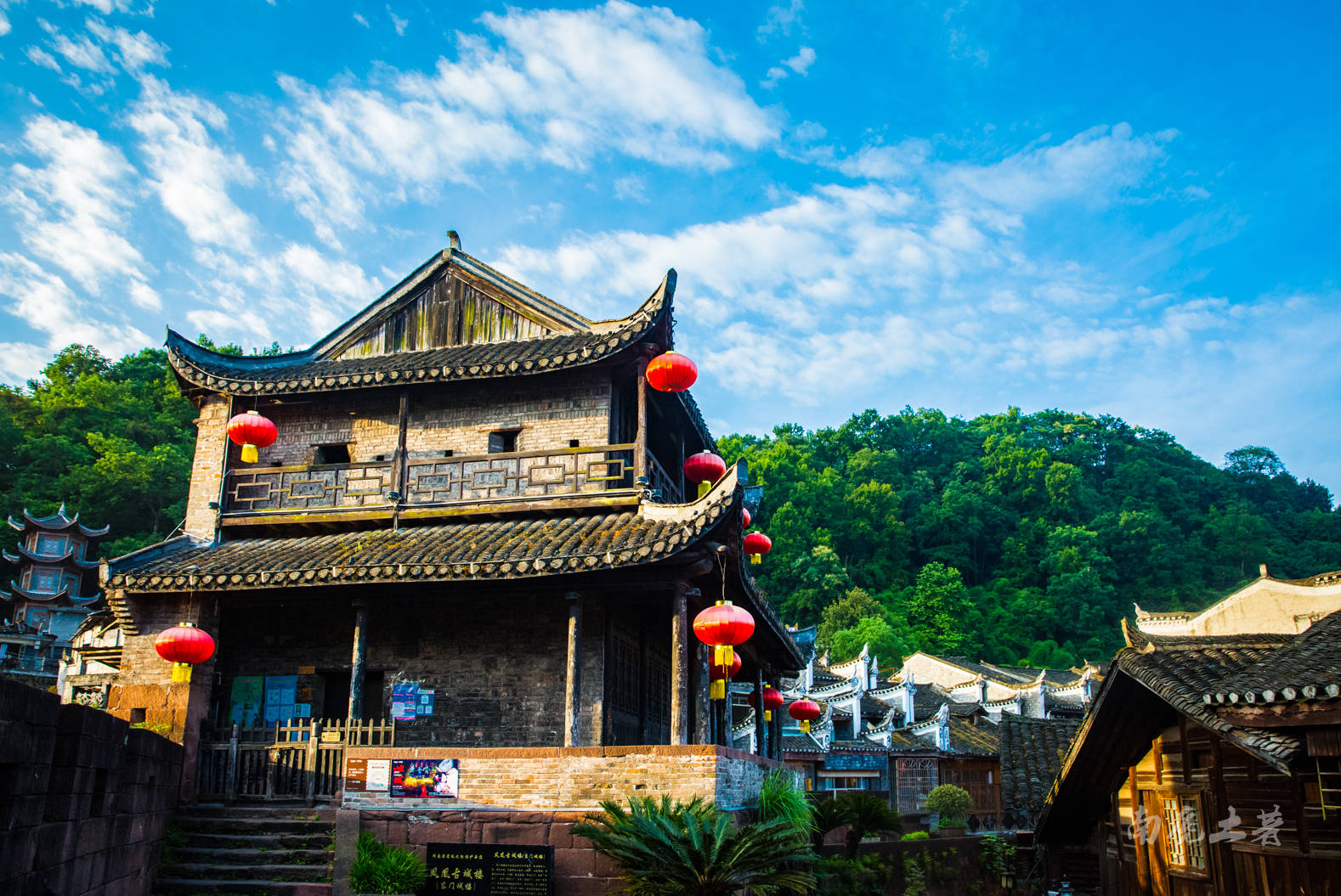 鍑ゅ嚢鍙ゅ煄鏆戝亣鍘荤儹涓嶇儹,鏆戝亣鍑ゅ嚢鍙ゅ煄澶╂皵鎯呭喌濡備綍