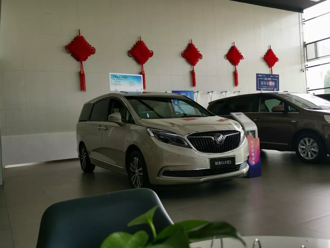 mpv别克gl8最值得购买车型,mpv市场王者别克gl8新品亮相