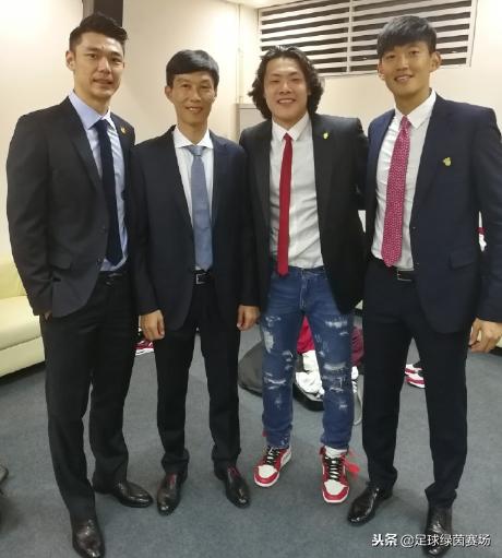 区楚良世界第一门将,申花门将区楚良