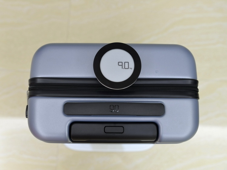 90分七道杠旅行箱体验：商旅两用，推拉更轻松