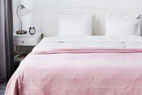 床单睡得发黄怎么处理,新床单放久了折叠处发黄怎么去除