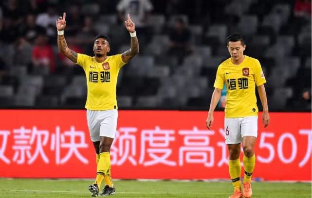 一年的冤屈在夺冠后释怀，你会给本赛季的恒大球员作出什么评价？