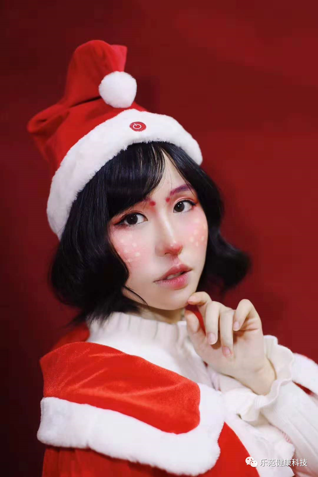 引起韩圈动荡的跳舞帽子madeinChina