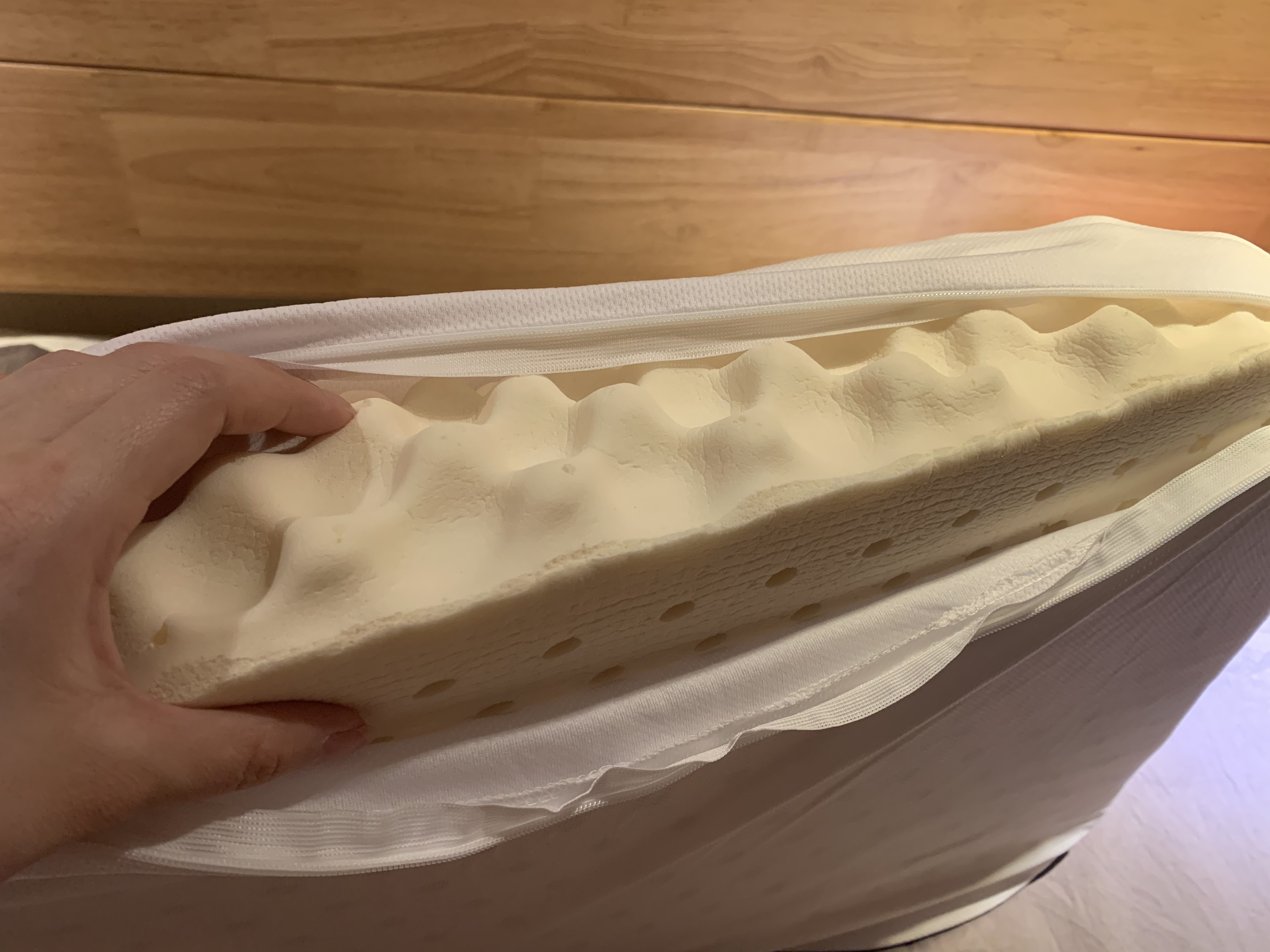 雪花乳胶枕好还是一体乳胶枕好,10款乳胶枕口碑榜优必思