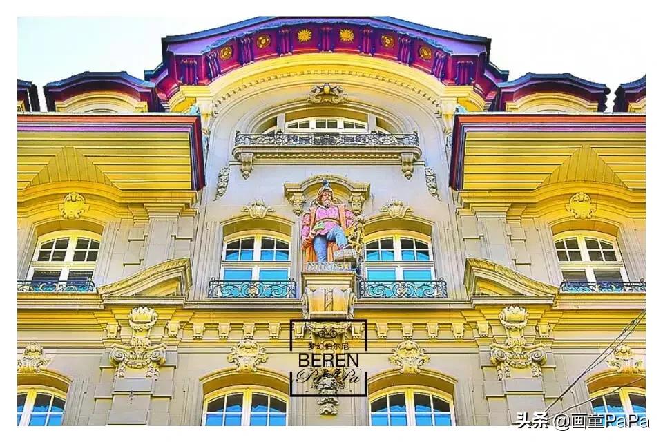 *今条头日**“特赐黄马褂”，彰显创作者身份尊贵的象征