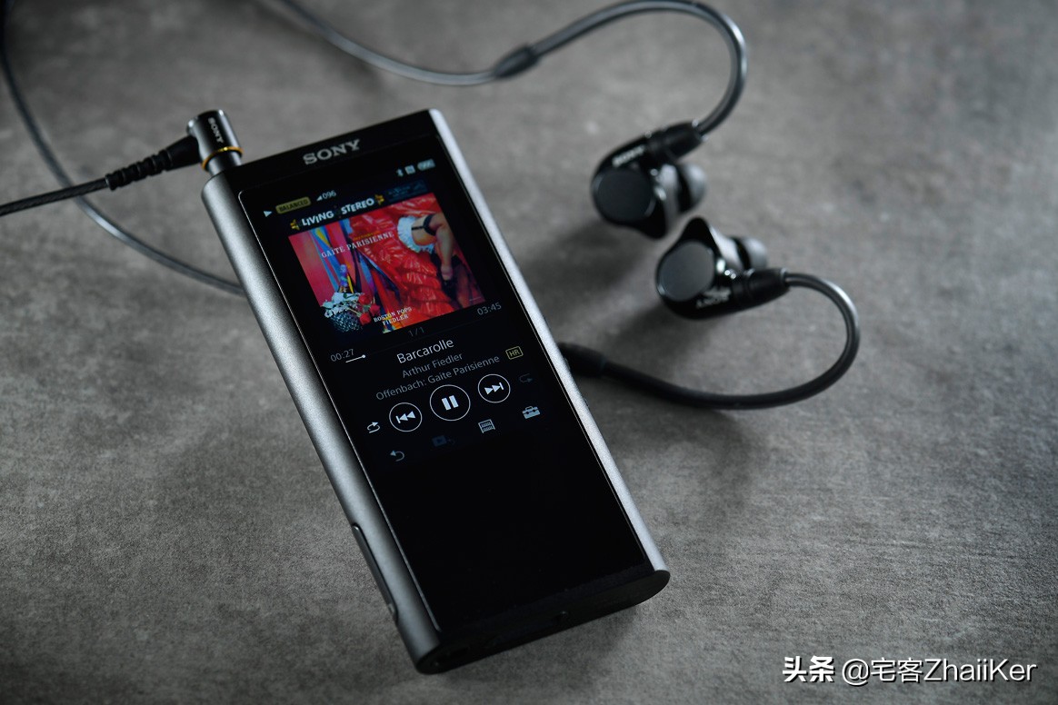 索尼黑砖配什么耳机最佳,索尼颈挂式耳机十佳评测