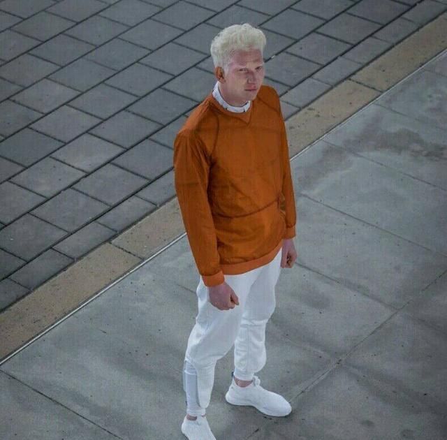 除了耐克阿迪还有什么品牌好衣服,与阿迪耐克齐名的运动品牌