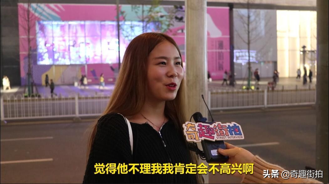 男朋友把吵架的事跟女闺蜜说,男朋友把吵架的事情和他朋友说