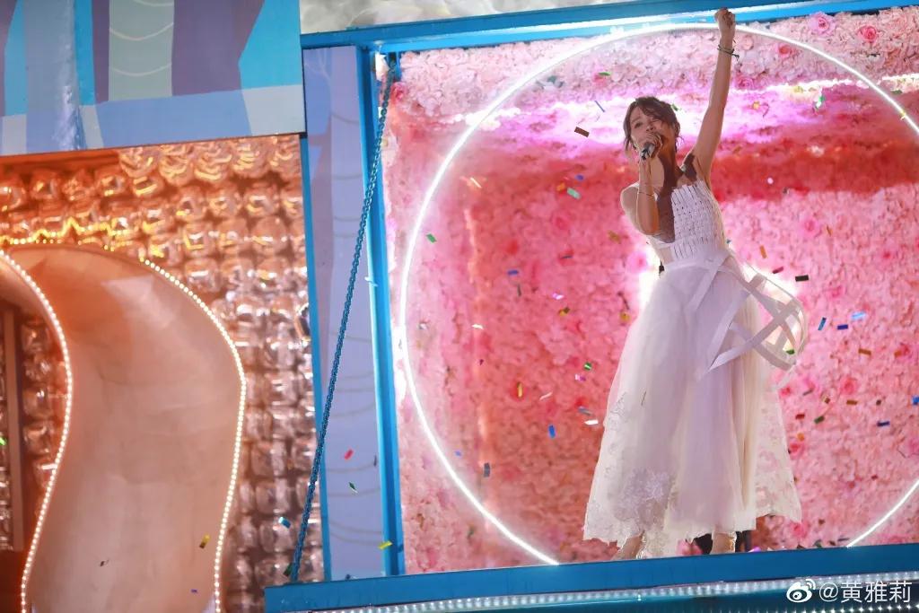 我们为什么羡慕黄雅莉的生活,黄雅莉豪宅在哪里