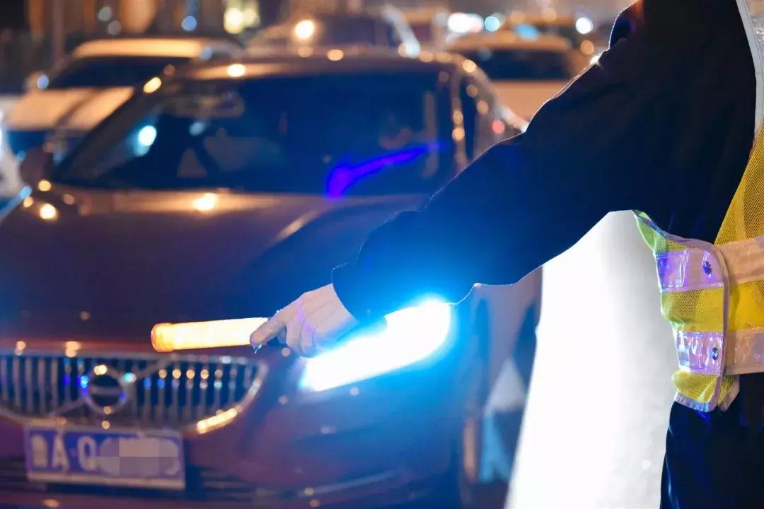 中国实名曝光人员名单,国内第一批黑名单公示