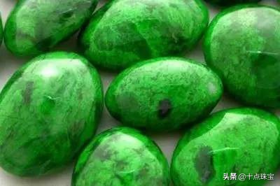 各种绿色宝石详细价格,超人最怕的绿色宝石