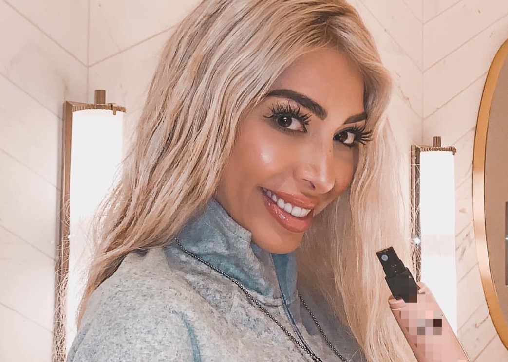 网友爆料女生遭多人虐待,11岁女孩虐待狗狗事件介绍