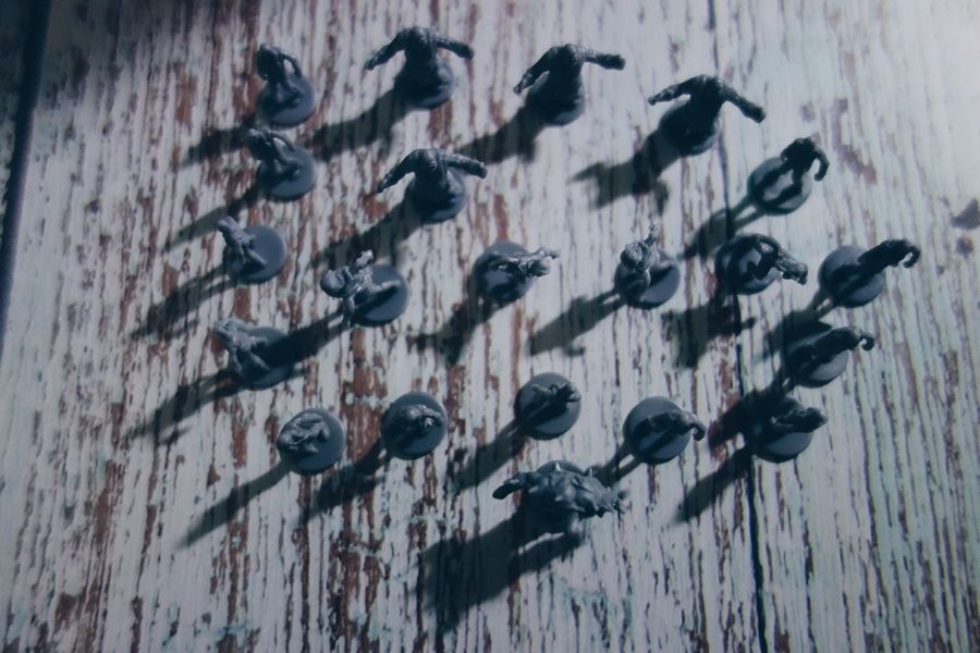 在火车上可以玩儿的游戏,有没有可以玩的打僵尸游戏