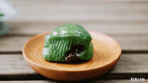 吃了十个青团,吃了4个青团