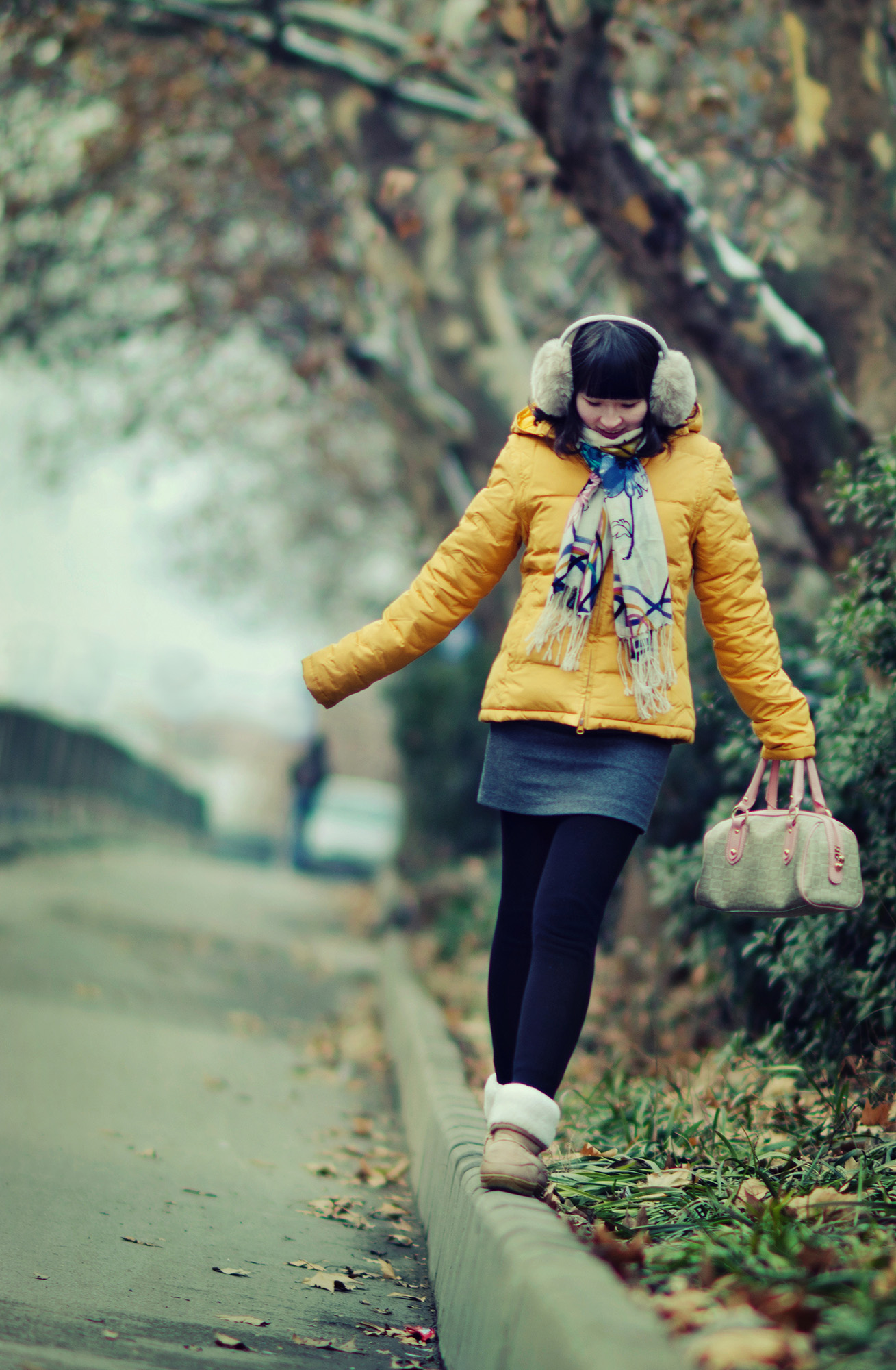 尼康d7000和手机拍照哪个清晰,尼康相机推荐新手入门d7000