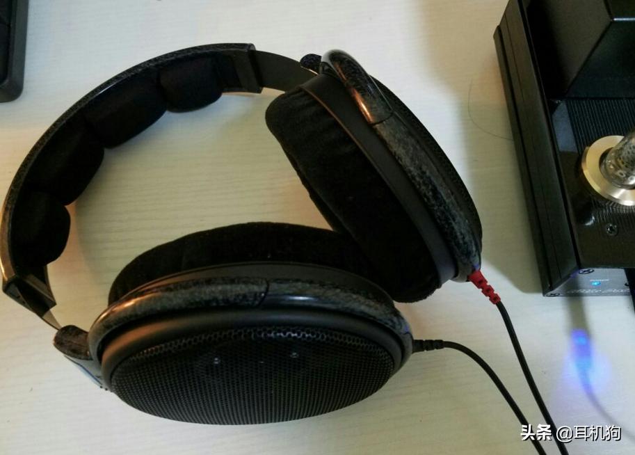 森海塞尔索尼哪个好,森海塞尔耳机海外版和国行版区别