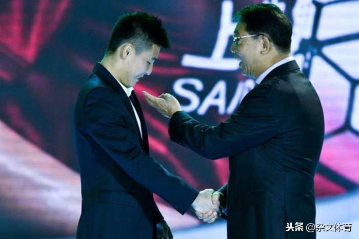 卡纳瓦罗谈恒大新消息,卡纳瓦罗对恒大三冠王