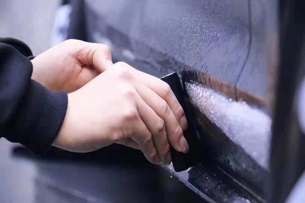 上海有汽车贴膜学校吗,汽车贴膜美容培训学校