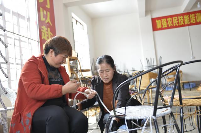 脱贫攻坚致富路,富源县就业扶贫工作