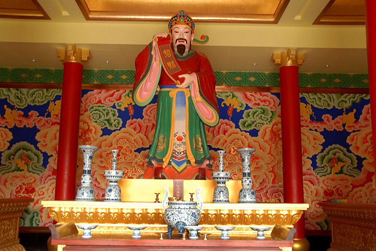 初五迎财神五路财神都是谁,大年初五迎财神真正的财神是