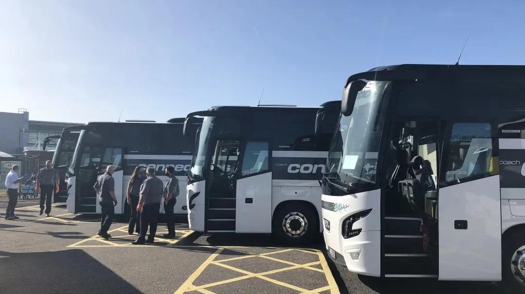 英国大学又开始包机了,直飞接送中国学生,中英机票攻略来了