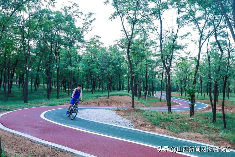 鎴戜滑韬竟鐨勬柊闂绘湁鍝簺,鎴戜滑韬竟鐨勪簩闈掍細灞辫タ