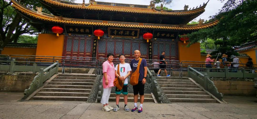 行走的课堂II看一位环球旅行家带着儿子去游学