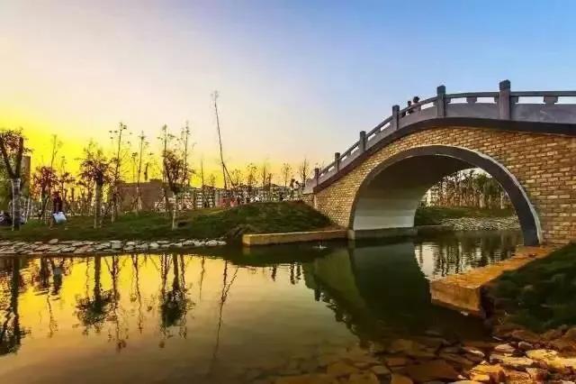 上海站到上海新国际博览中心地铁,上海地铁沿线景点排名