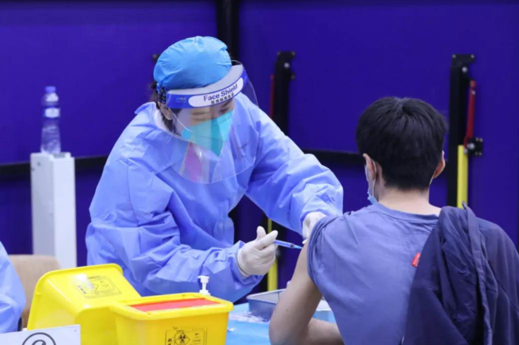 专家谈三针新冠疫苗效果,新冠病毒疫苗一针与二针科普