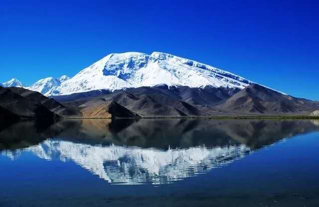 你可知这13位*疆新**人也曾登顶珠峰