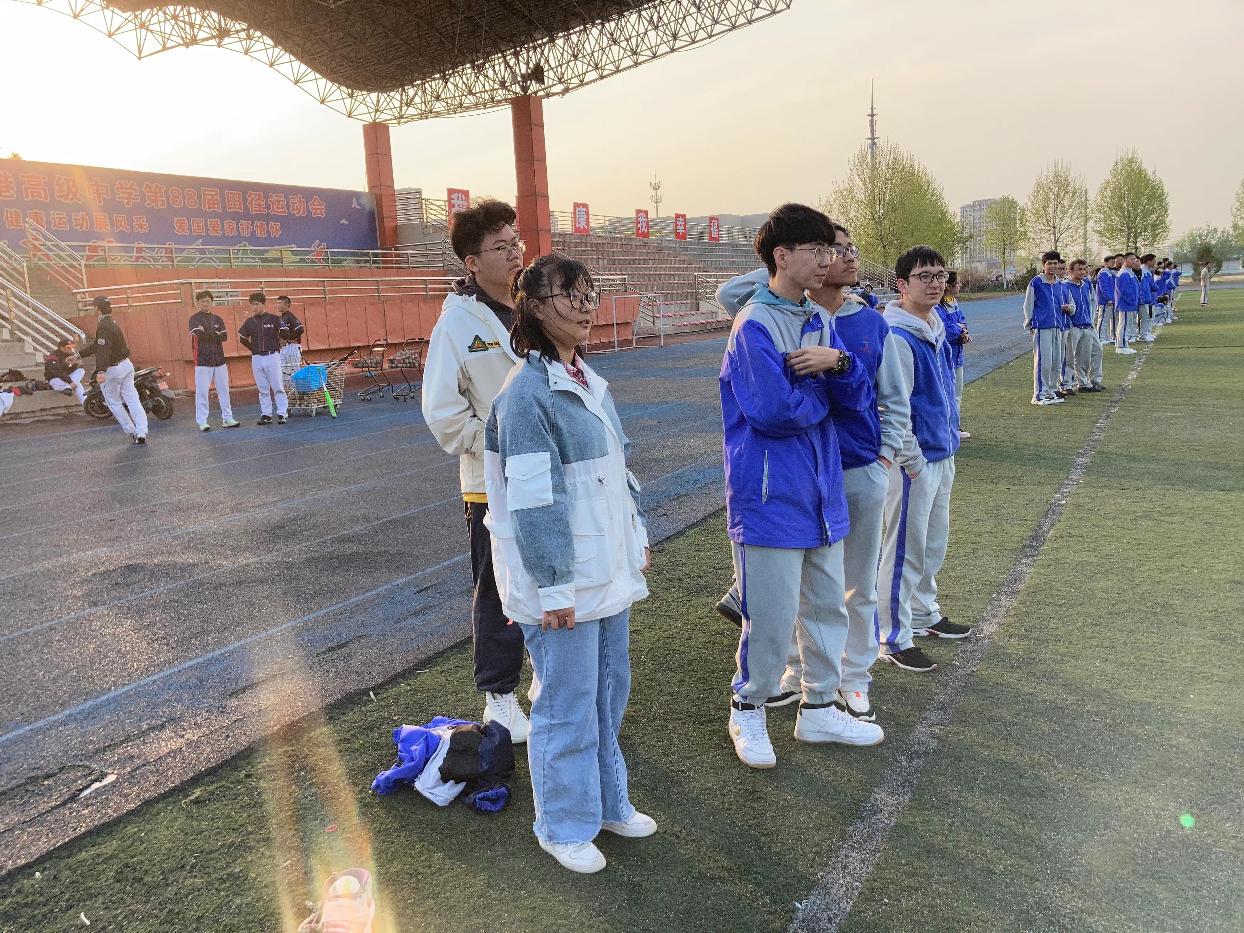 No.240（2021-04-15）听课学习取长补短学生就医牙龈发炎