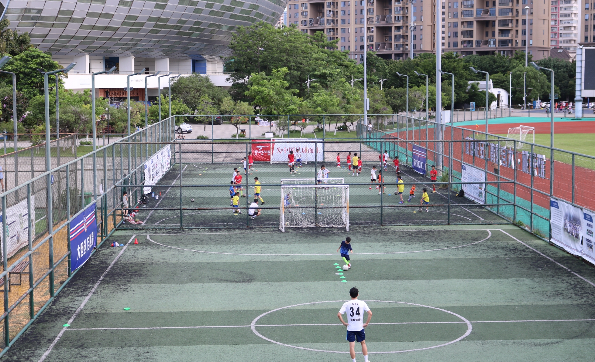 舒莱狮体育携手大自然青工足球俱乐部，达成战略合作伙伴关系