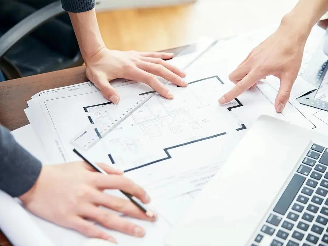 姘稿窛鎭╁儢瑁呴グ,鎭╁儢瑁呴グ