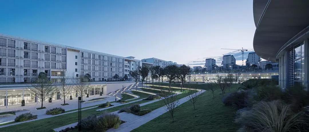 重庆两江中学喜报,重庆南开两江中学什么时候修建的