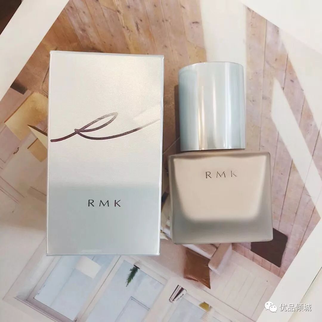 杨紫粉底液怎么选,杨紫推荐控油护肤品