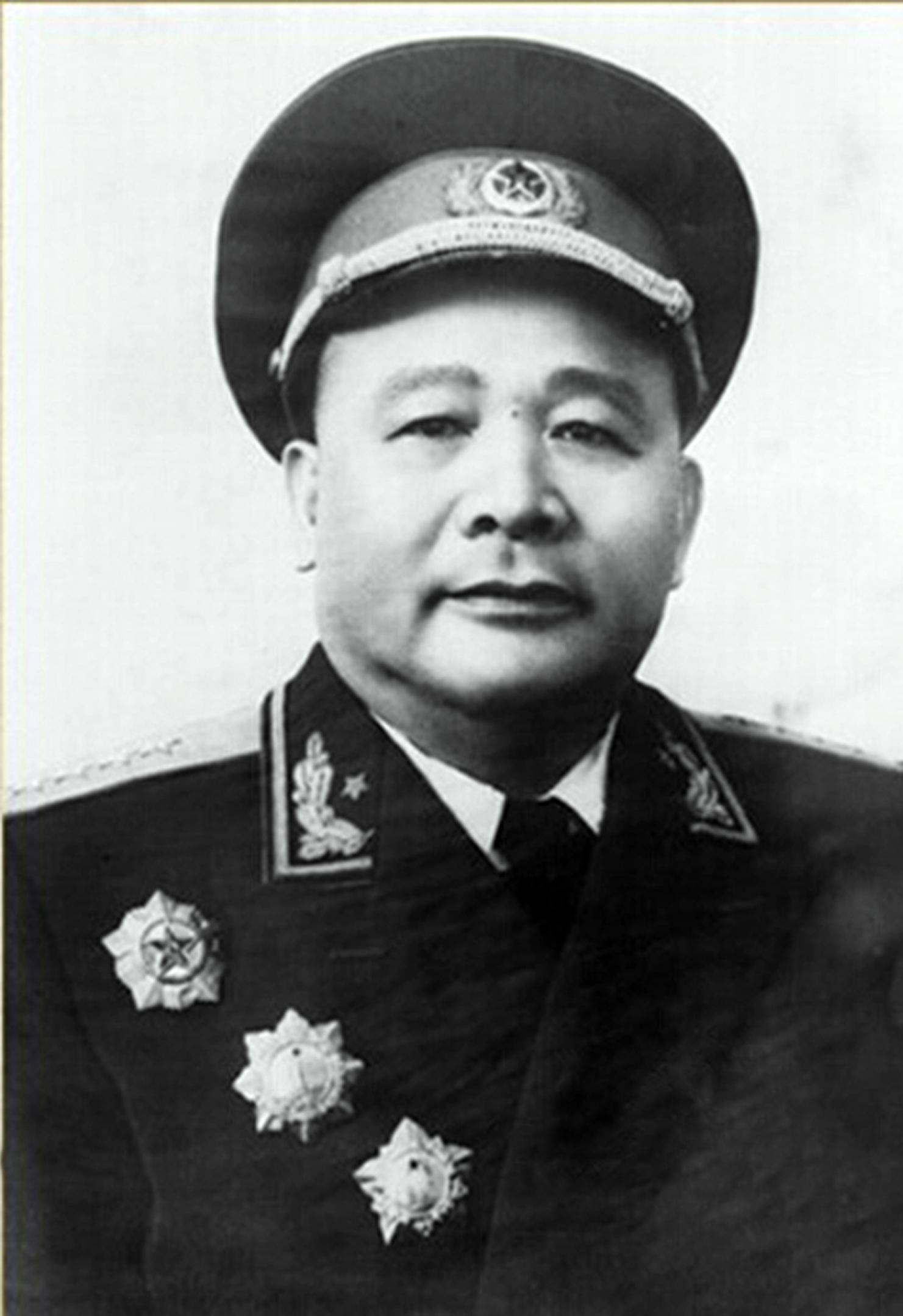 身经百战，9次负伤，老蒋悬赏10万大洋要他的脑壳