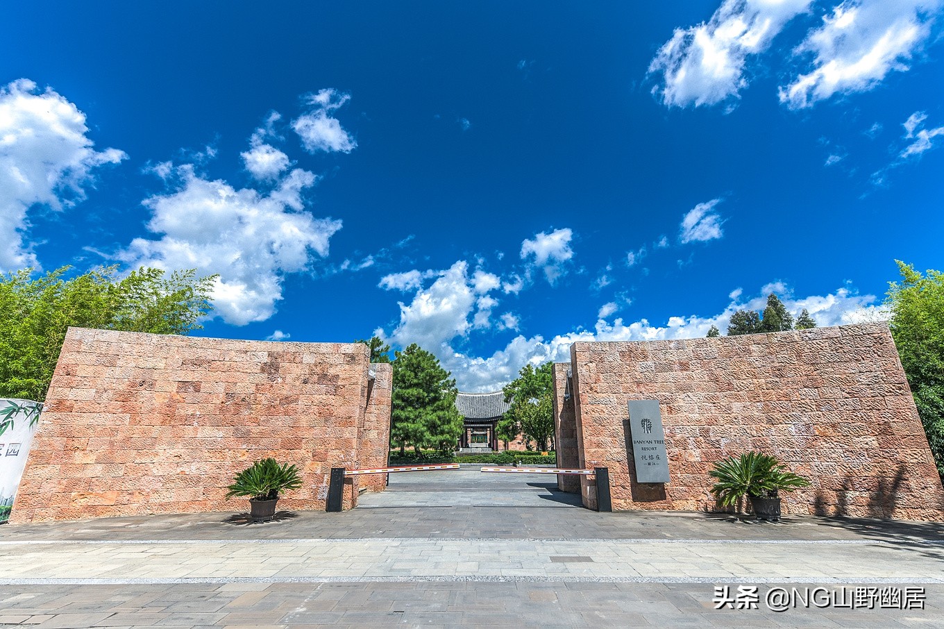 丽江最美度假村：集建筑与自然的精髓，把酒店变成风景区