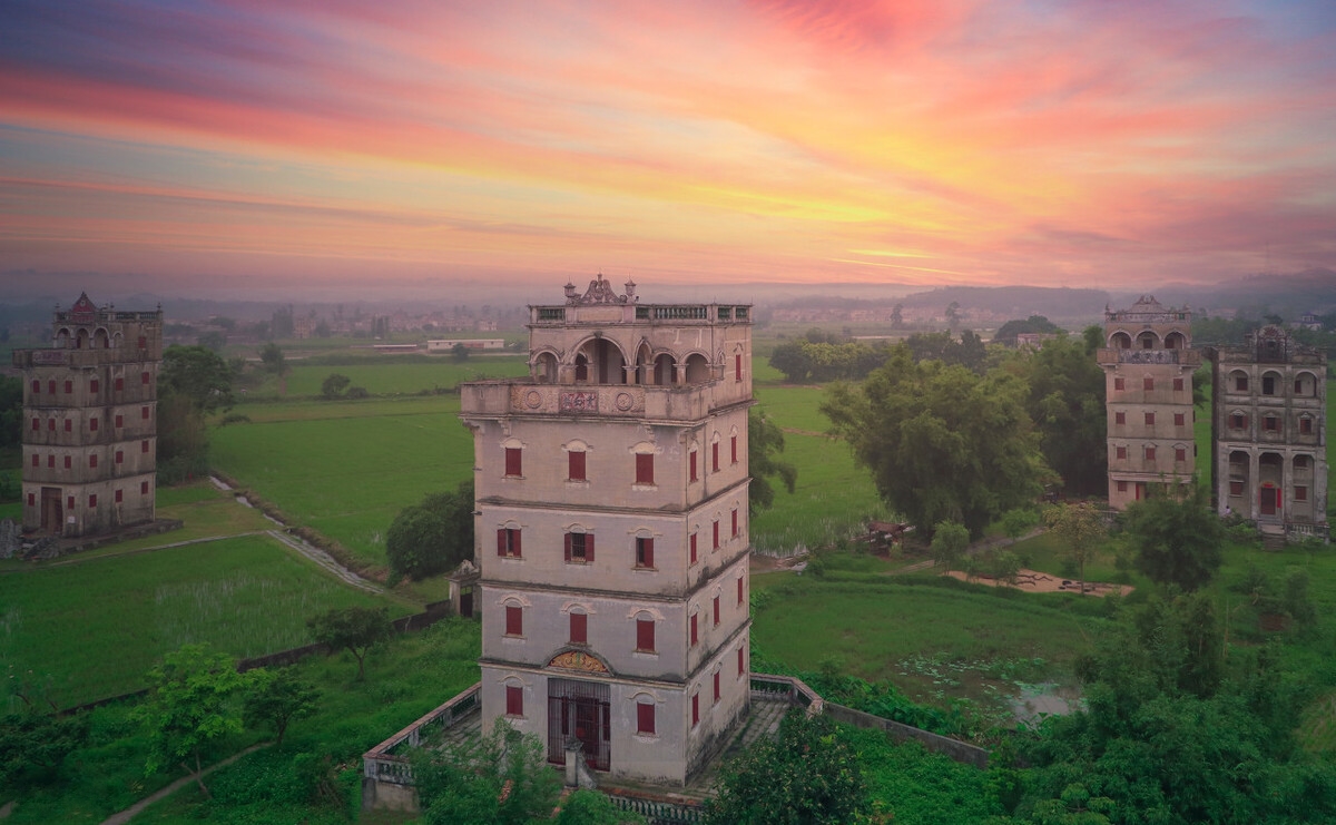 国家地理评选一生必去的50个城市,国家地理评选中国必去的50个地方