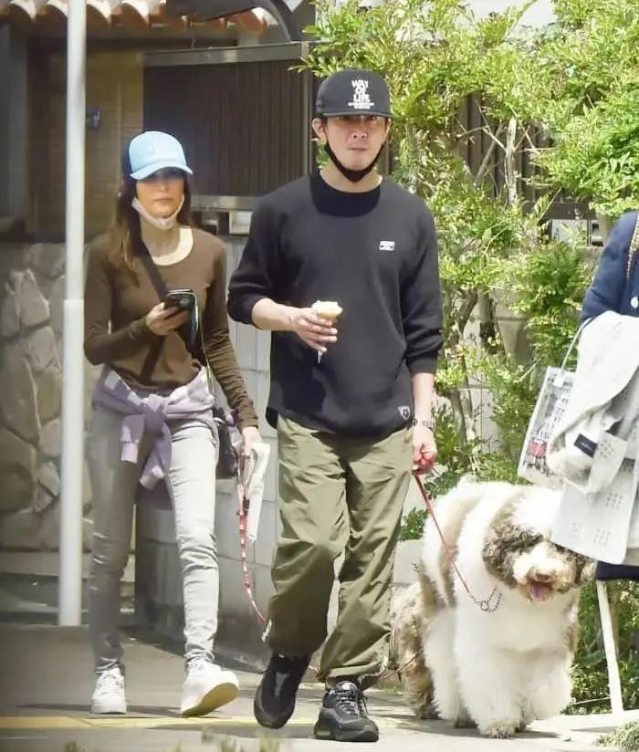 让人羡慕到哭的日本明星夫妇,日本最令人羡慕的一对明星夫妻