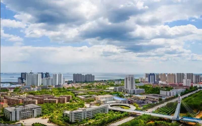 脱胎于哈工大，成长于风景优美的海滨城市——燕山大学