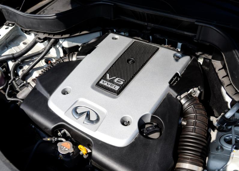 英菲尼迪qx70s绝影版排气管声音,日产英菲尼迪qx70