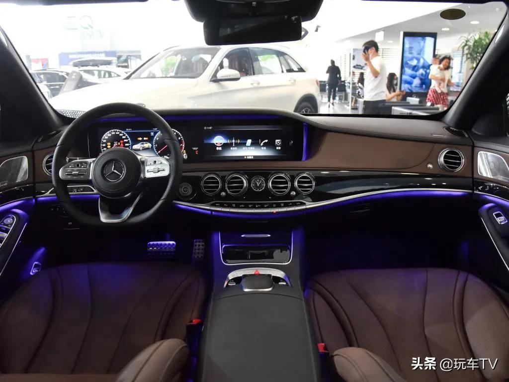 科技爆棚和极致简约奔驰和劳斯莱斯在想啥？